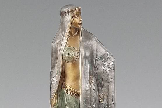 ☑️ Art Deco Barner Bronze Sculpture For Sale